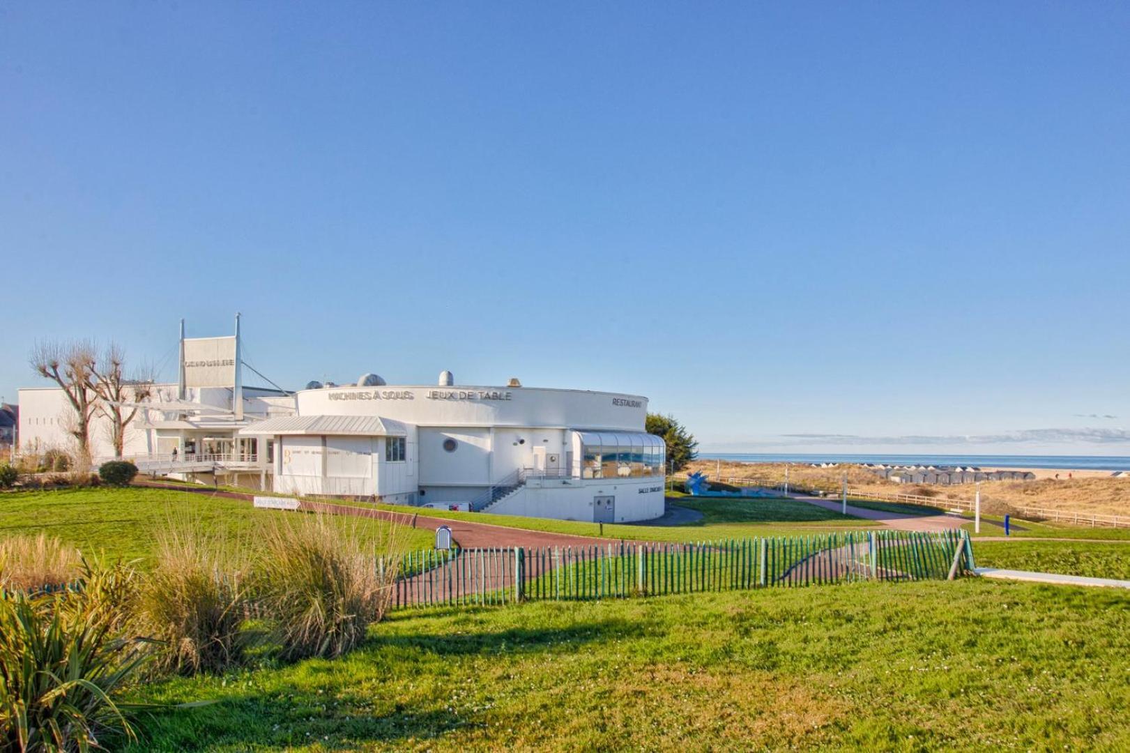 Hotel La Casa Bella - Calm And Cosy House By The Sea à Ouistreham Extérieur photo